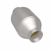 Load image into Gallery viewer, MagnaFlow Conv Univ 5inch Spun Met. 2.5inch C/C - Additional View 5