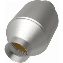 Load image into Gallery viewer, MagnaFlow Conv Univ 5inch Spun Met. 2.5inch C/C - Additional View 8