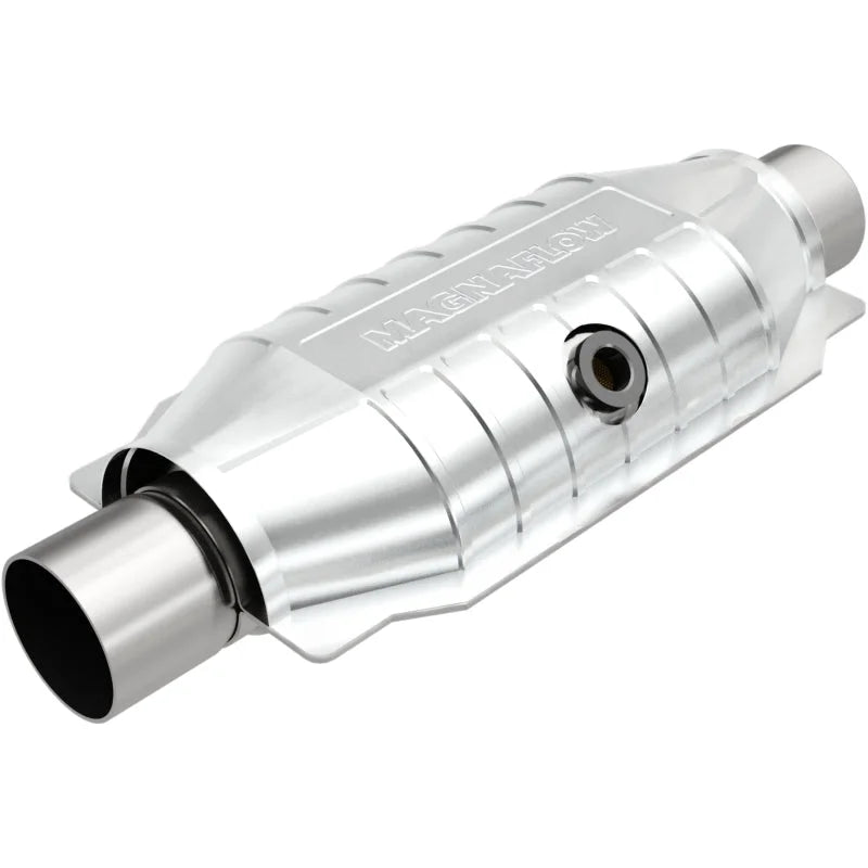 MagnaFlow Conv Universal 2.00 Rear - Side View