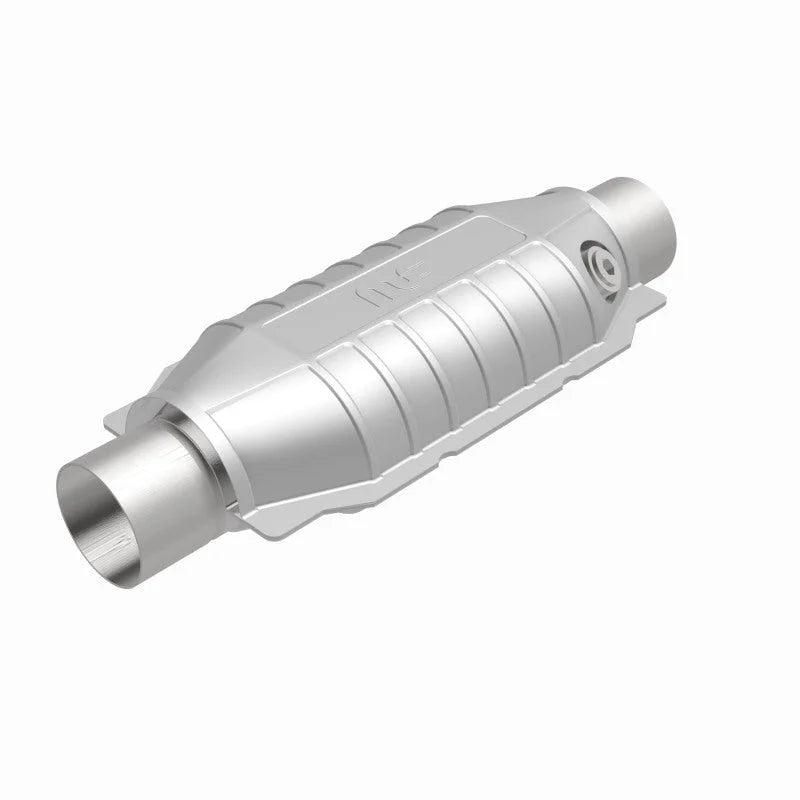 MagnaFlow Conv Universal 2.25 inch with single O2 OEM - Side View