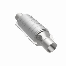 Load image into Gallery viewer, MagnaFlow Conv Universal 2.50 GM 3.8L OEM - Additional View 5