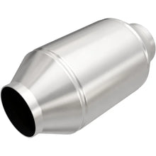 Load image into Gallery viewer, MagnaFlow Conv Universal 2.50 inch C/C CA Pre-OBDII - Main Product View