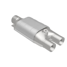 Load image into Gallery viewer, MagnaFlow Conv Universal 2.5/2 single/dual O2 OEM - Back View