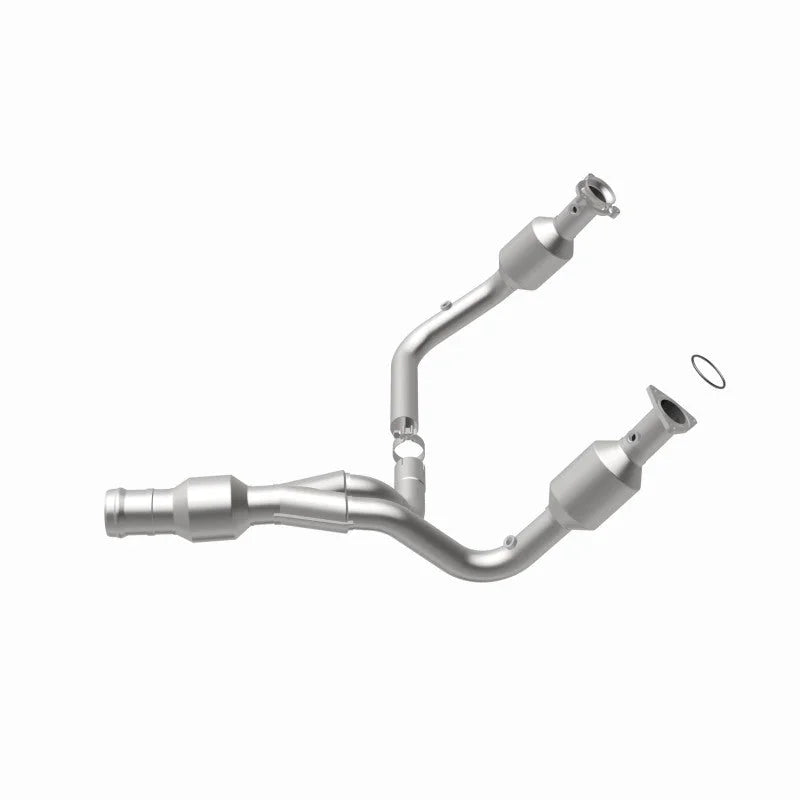 MagnaFlow Converter Direct Fit 2015 GMC Yukon XL V8 6.2L - Side View