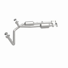 Load image into Gallery viewer, MagnaFlow Converter Direct Fit California Grade 5.7L fits 1996-2000 Cadillac / Chevrolet / GMC - Additional View 11