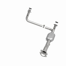 Load image into Gallery viewer, MagnaFlow Converter Direct Fit California Grade 96-99 GM K/C 1500/2500 5.0L V8/4.3L V6 - Additional View 5