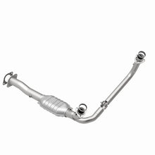 Load image into Gallery viewer, MagnaFlow Converter Direct Fit California Grade 96-99 GM K/C 1500/2500 5.0L V8/4.3L V6 - Additional View 8