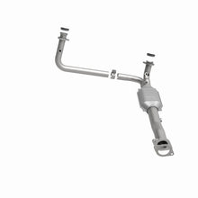 Load image into Gallery viewer, MagnaFlow Converter Direct Fit California Grade 96-99 GM K/C 1500/2500 5.0L V8/4.3L V6 - Additional View 11