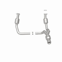 Load image into Gallery viewer, MagnaFlow Converter Direct Fit V8 6.2L fits 2014-2020 Cadillac Escalade / Cadillac Escalade ESV / Chevrolet Silverado 1500...