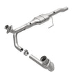 Load image into Gallery viewer, MagnaFlow Direct Fit Catalytic Converter 01 Dodge Ram 1500 - Main Product View