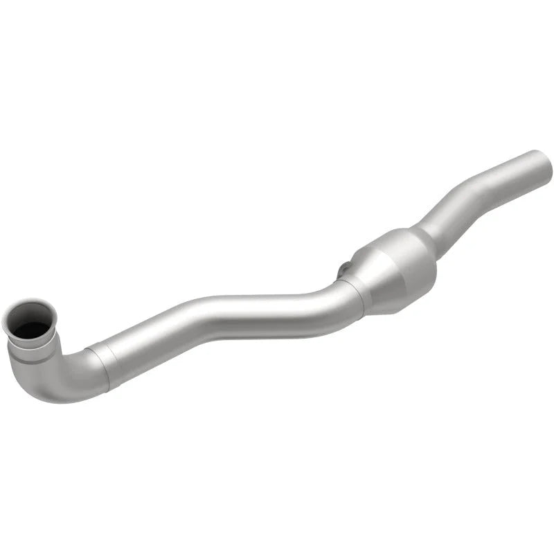 MagnaFlow Direct Fit Catalytic Converter 06- GM Silv/Sierra 6.6L - Main Product View