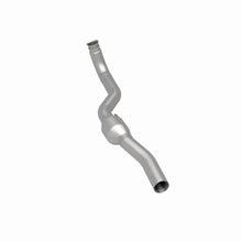 Load image into Gallery viewer, MagnaFlow Direct Fit Catalytic Converter 06- GM Silv/Sierra 6.6L - Additional View 7