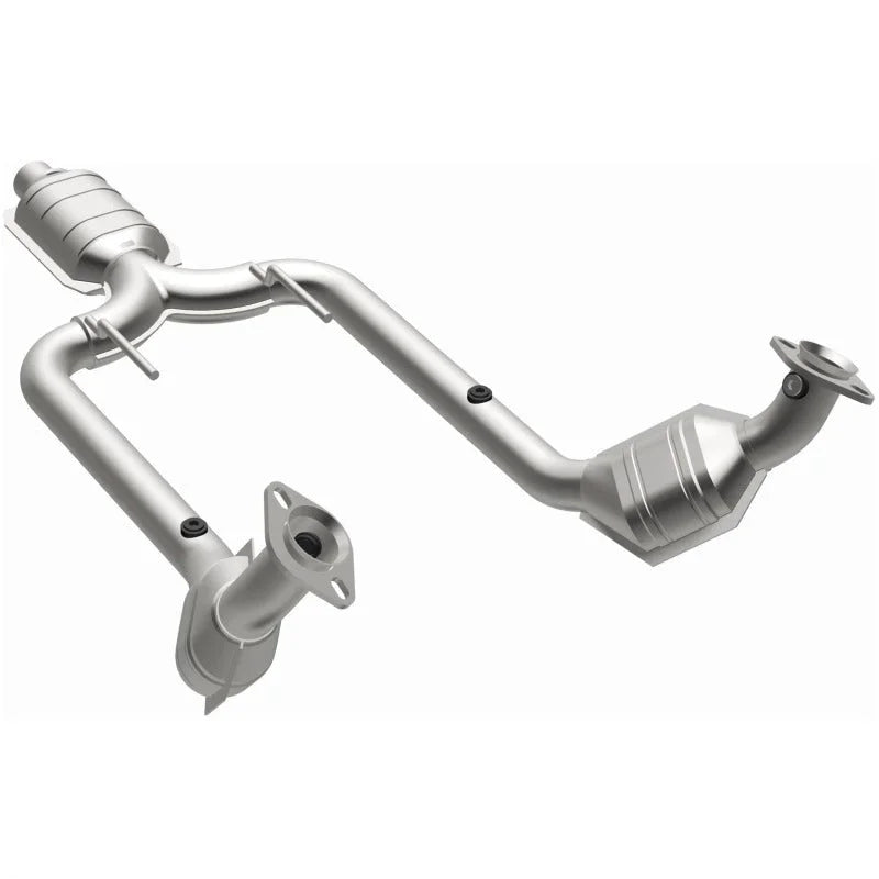 MagnaFlow Direct Fit Catalytic Converter 94-97 T-Bird/Cougar 4.6L 50S - Installation View