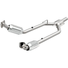 Load image into Gallery viewer, MagnaFlow Direct Fit Catalytic Converter 96-97 Mercury Cougar 3.8L - Main Product View