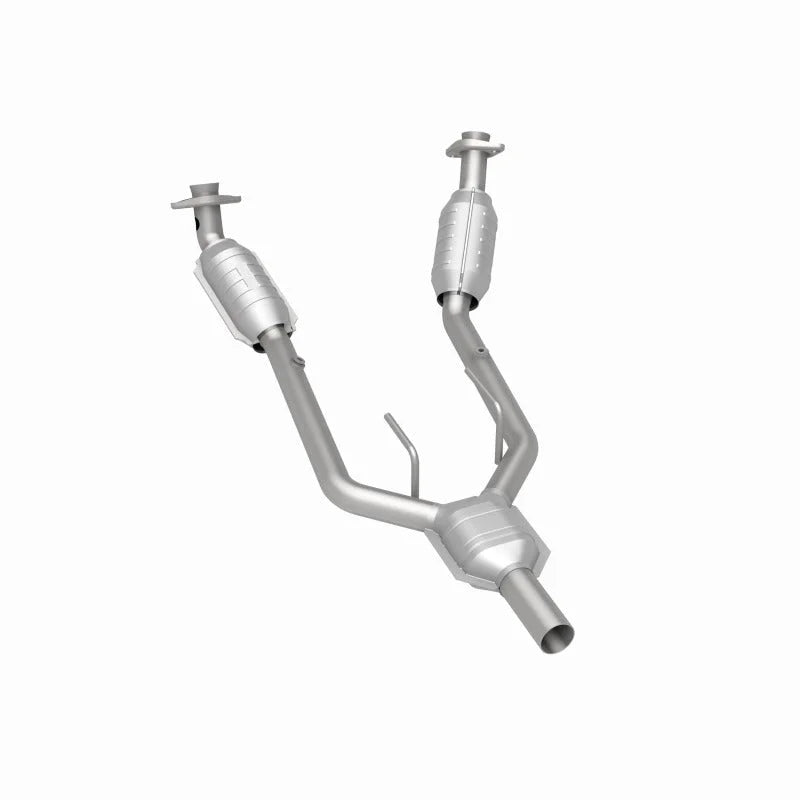 MagnaFlow Direct Fit Catalytic Converter 96-97 Mercury Cougar 3.8L - Side View