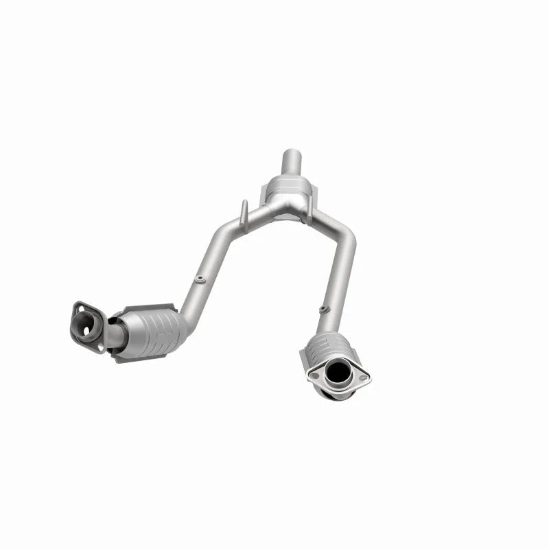MagnaFlow Direct Fit Catalytic Converter 96-97 Mercury Cougar 3.8L - Back View
