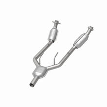 Load image into Gallery viewer, MagnaFlow Direct Fit Catalytic Converter 96-97 Mercury Cougar 3.8L - Additional View 7