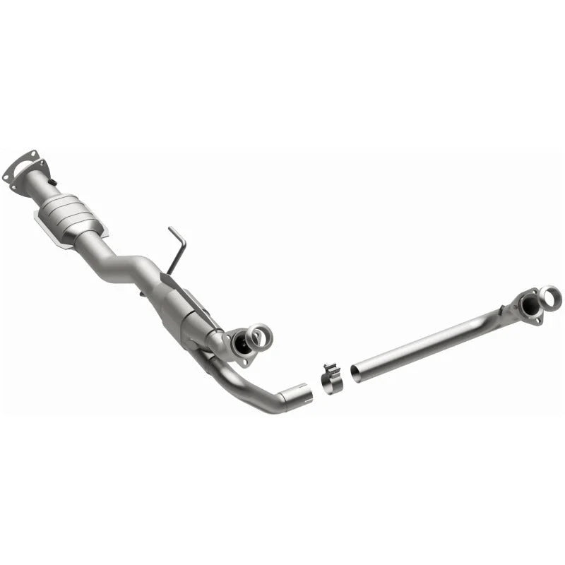 MagnaFlow Direct Fit Catalytic Converter Astro 00-04 4.3L OEM - Installation View