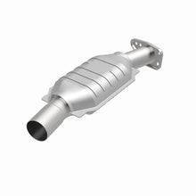 Load image into Gallery viewer, MagnaFlow Direct Fit Catalytic Converter GM 77 79 - Additional View 9