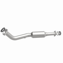 Load image into Gallery viewer, MagnaFlow Direct Fit Converter 03-11 Honda Element 2.4L Underbody - Additional View 6
