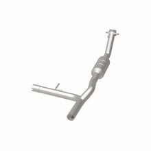 Load image into Gallery viewer, MagnaFlow Direct Fit Converter fits 2007-2008 Ford F-150 4.6L / 2008 Ford F-150 FX2 / 2007-2008 Ford F-150 Stx - Additiona...