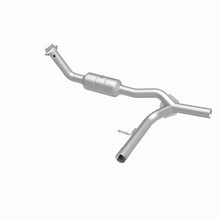 Load image into Gallery viewer, MagnaFlow Direct Fit Converter fits 2007-2008 Ford F-150 4.6L / 2008 Ford F-150 FX2 / 2007-2008 Ford F-150 Stx - Additiona...