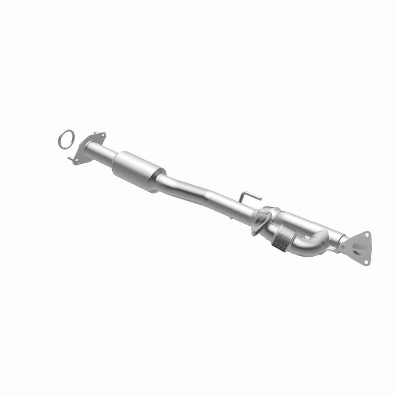 MagnaFlow Direct-Fit OEM EPA Compliant Catalytic Converter - 13-15 Nissan Pathfinder V6 3.5L - Installation View