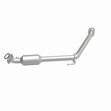 Load image into Gallery viewer, MagnaFlow Direct-Fit SS Catalytic Converter 05-06 Toyota Tundra 4.0L V6 - Additional View 11