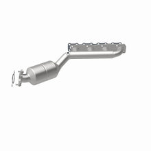 Load image into Gallery viewer, MagnaFlow Direct-Fit SS Catalytic Converter (California) fits 2004-2006 Nissan Titan 5.6L V8 - Additional View 5