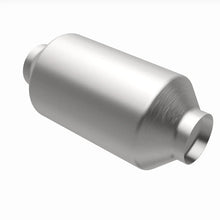 Load image into Gallery viewer, MagnaFlow GM 3500/4500 HD 6.0L 3in Universal Converter - Additional View 6