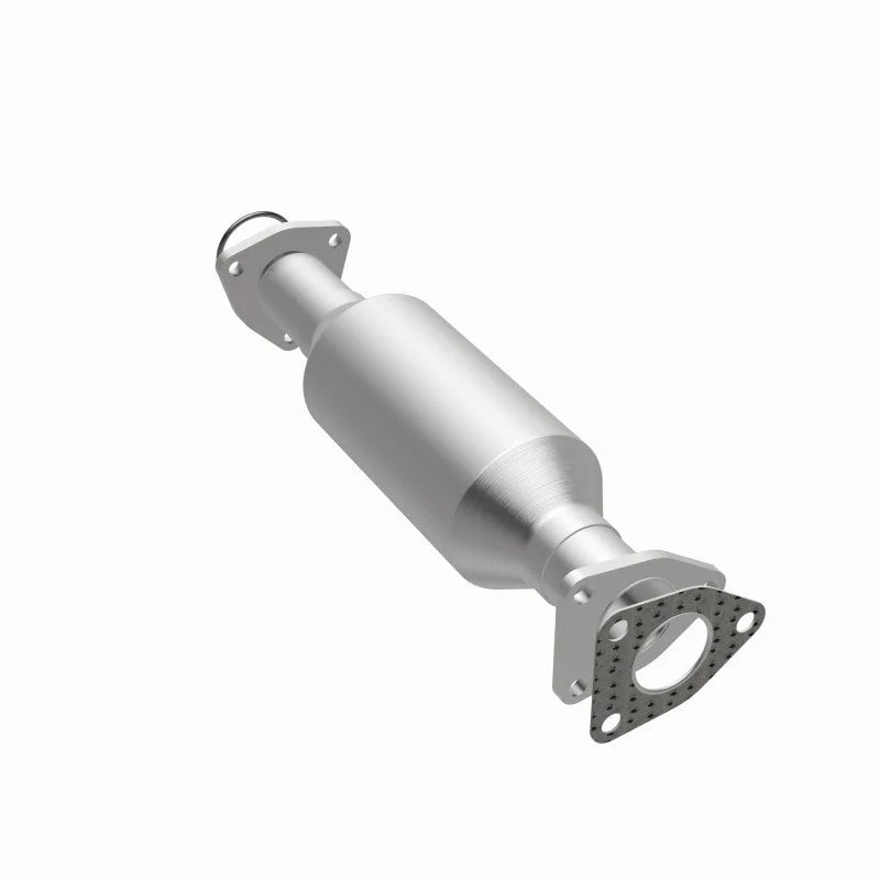MagnaFlow Honda Odyssey Direct-Fit Catalytic Converter - Installation View