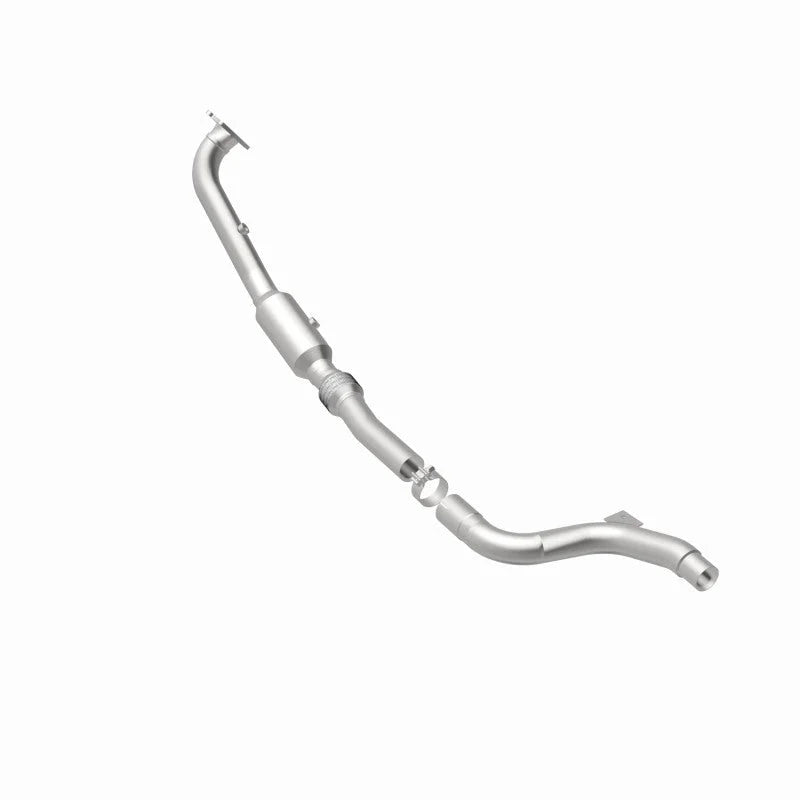 MagnaFlow Left Side Converter Direct Fit 15-17 Chrysler 300 3.6L - Side View
