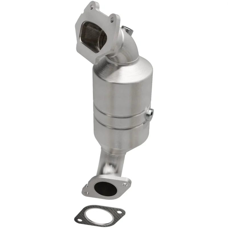 MagnaFlow OEM Grade 11-14 Dodge Grand Caravan Direct Fit Federal Rear Catalytic Converter - Main Product View