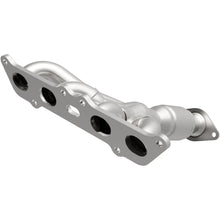Load image into Gallery viewer, MagnaFlow OEM Grade 12-17 Toyota Prius C Federal / EPA Compliant Manifold Catalytic Converter - Main Product View