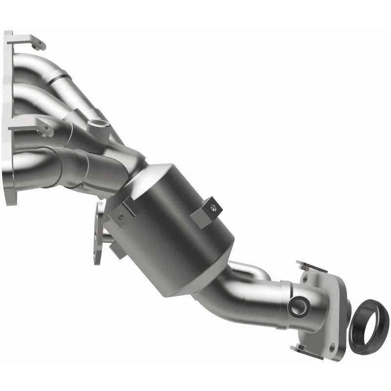 MagnaFlow OEM Grade 12-17 Toyota Prius C Federal / EPA Compliant Manifold Catalytic Converter - Additional View 5