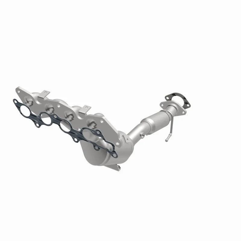 MagnaFlow OEM Grade Federal/EPA Compliant Manifold Catalytic Converter fits 2014-2017 Cadillac Escalade / Cadillac Escalad...