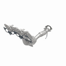 Load image into Gallery viewer, MagnaFlow OEM Grade Federal/EPA Compliant Manifold Catalytic Converter fits 2014-2017 Cadillac Escalade / Cadillac Escalad...