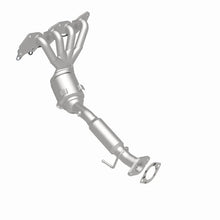 Load image into Gallery viewer, MagnaFlow OEM Grade Federal/EPA Compliant Manifold Catalytic Converter fits 2014-2017 Cadillac Escalade / Cadillac Escalad...