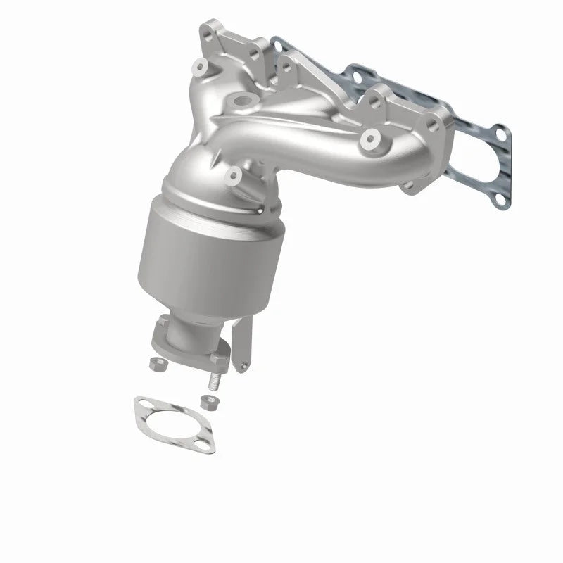 MagnaFlow Rear Converter Manifold Direct Fit 12-17 Hyundai Azera 3.3L - Installation View