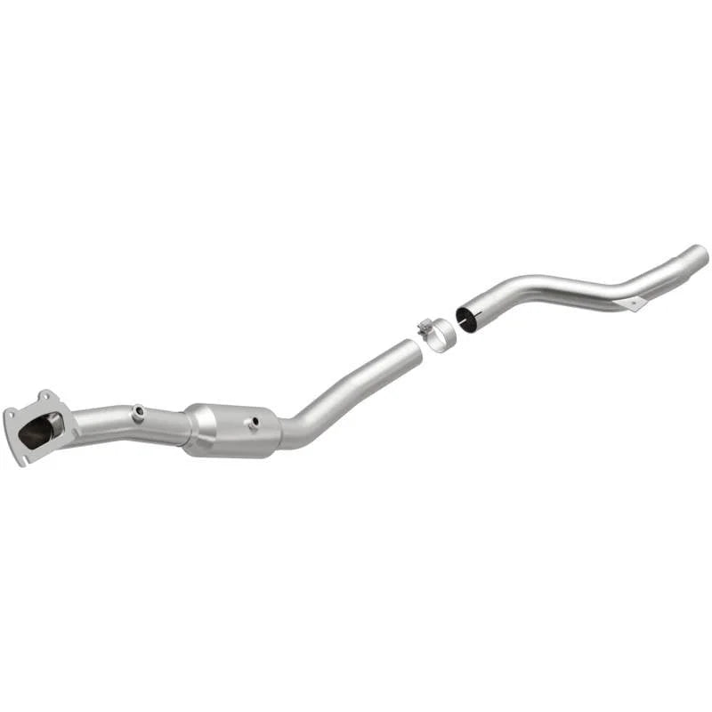 MagnaFlow Right Side Converter Direct Fit 15-17 Chrysler 300 3.6L - Main Product View