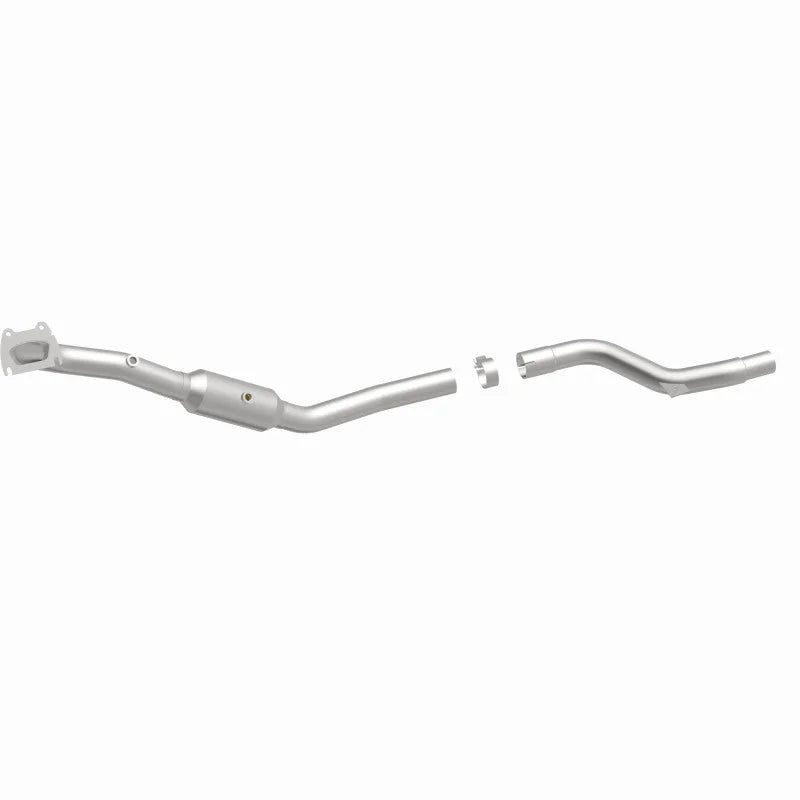 MagnaFlow Right Side Converter Direct Fit 15-17 Chrysler 300 3.6L - Back View