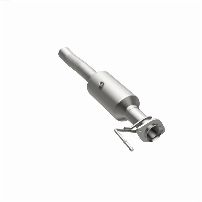 MagnaFlow Underbody Direct Fit Catalytic Converter fits 2018-2019 Ford F-450 Super Duty V10 6.8L - Back View