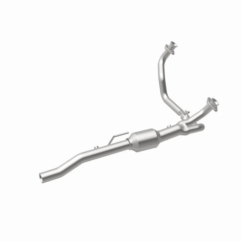 Magnaflow 00-01 Dodge Ram 1500 3.9L Direct Fit Converter - Back View