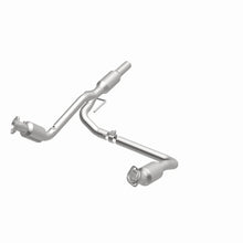 Load image into Gallery viewer, Magnaflow 01-02 Dodge Ram 2500 5.9L Direct Fit Converter - Additional View 8