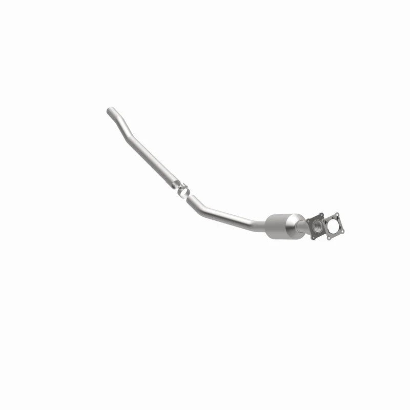 Magnaflow 01-03 Chrysler Voyager 2.4L Direct Fit Converter - Installation View