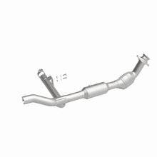 Load image into Gallery viewer, Magnaflow 01-03 Ford F150 XL/XLT V6 4.2L OEM Grade / EPA Compliant Direct-Fit Catalytic Converter - Side View