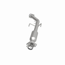 Load image into Gallery viewer, Magnaflow 01-03 Toyota Sienna 3.0L Direct Fit Converter - Side View