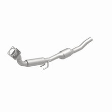 Load image into Gallery viewer, Magnaflow 01-03 Volkswagen Jetta 2.0L Direct Fit Converter - Additional View 6