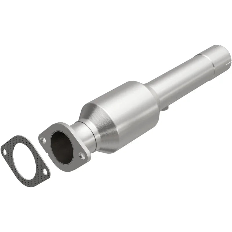 Magnaflow 02-06 Sierra 2500HD 6.0L Direct Fit Converter - Main Product View