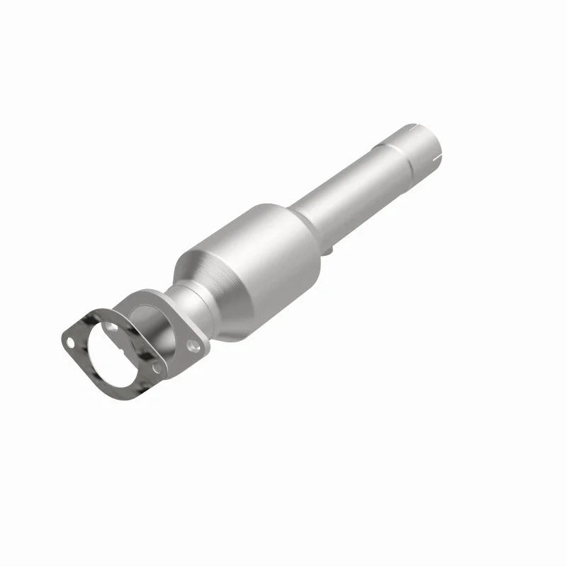 Magnaflow 02-06 Sierra 2500HD 6.0L Direct Fit Converter - Additional View 9